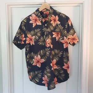 A&F Men's Popover Hawiian Shirt (Size M)